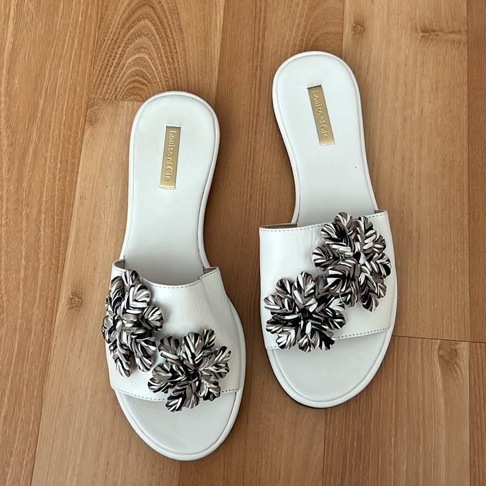 COPY - White Floral Slide Sandals - Picture 2 of 12